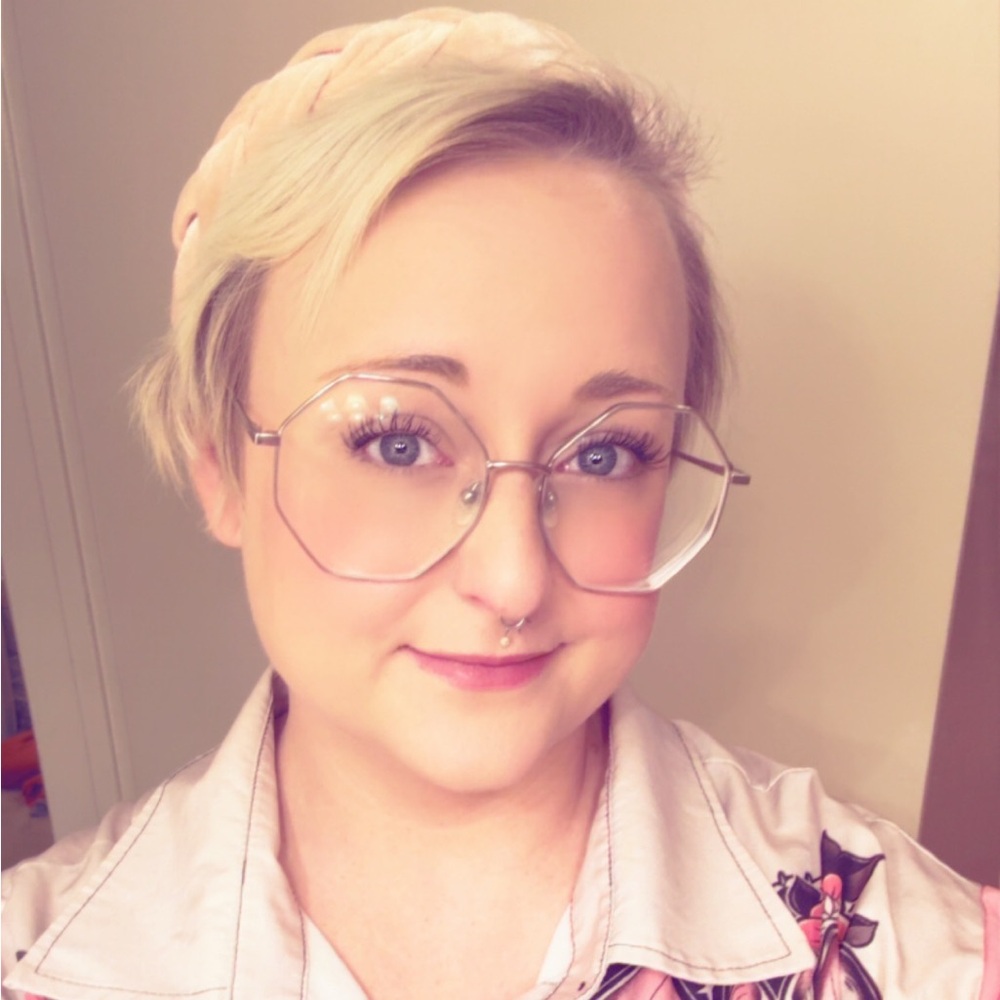 Meet your Posher, Amanda